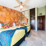 Spacious 2 Bedroom Condo In Playacar II - At Rosa Blanca Condos - Sueno