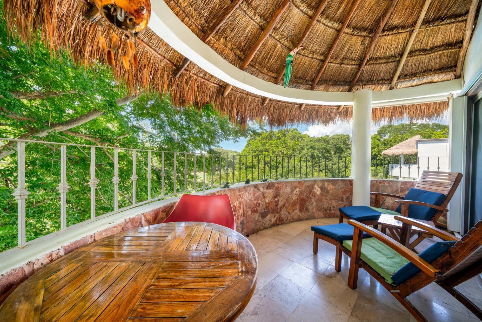 Spacious 2 Bedroom In Playacar Ii - At Rosa Blanca - Sueno Apartamento